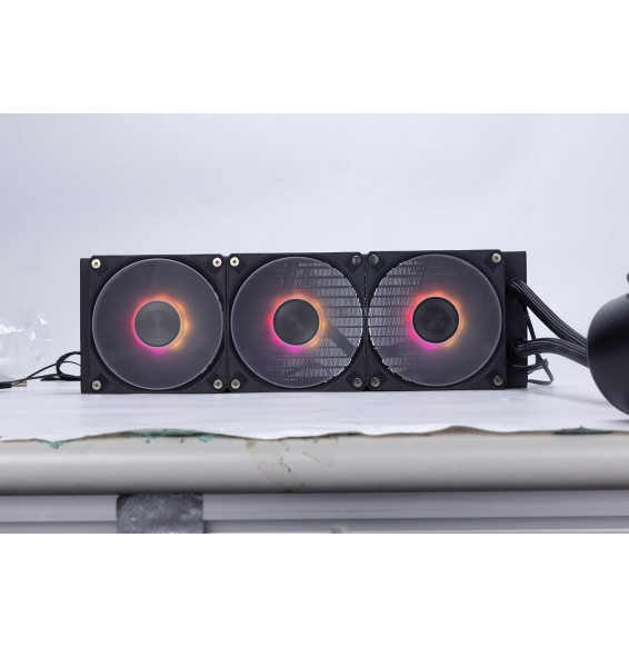 Cooler MSI MPG CORELIQUID P13 360 - Wasserkühlung